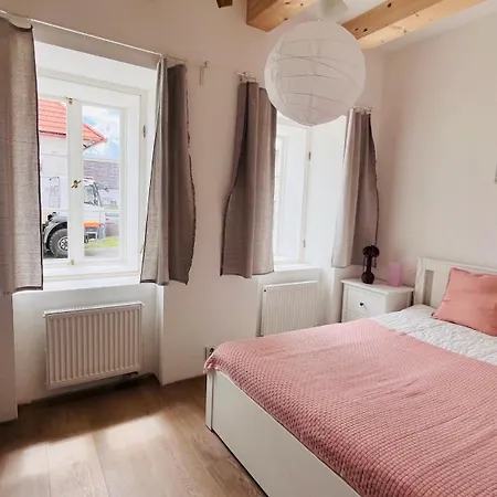 Apartamento četnická Stanice Mšeno