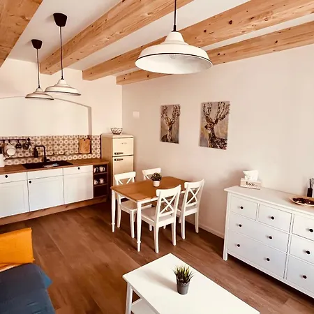 Apartamento četnická Stanice Mšeno *